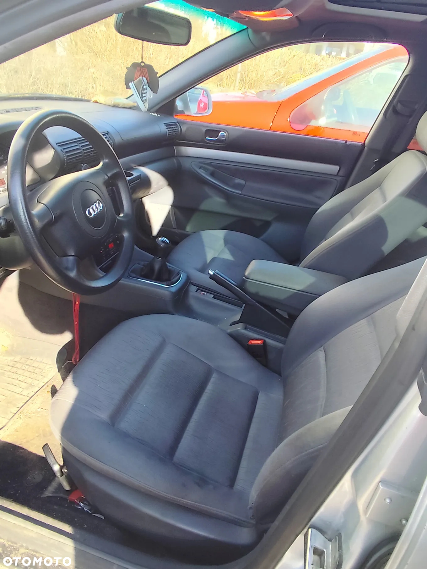 Audi A4 Avant 1.8 - 5