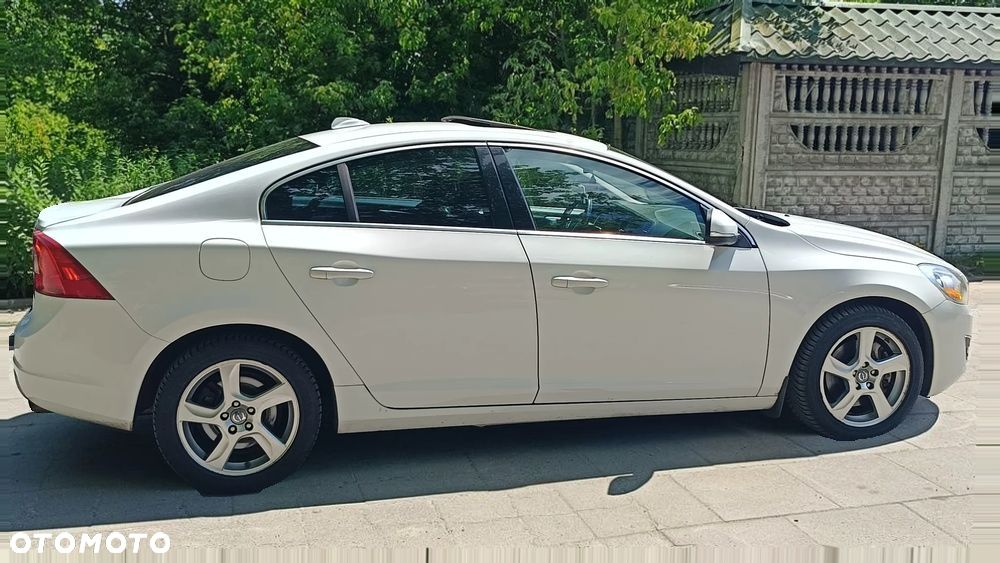 Volvo S60 2.5 T5 - 19