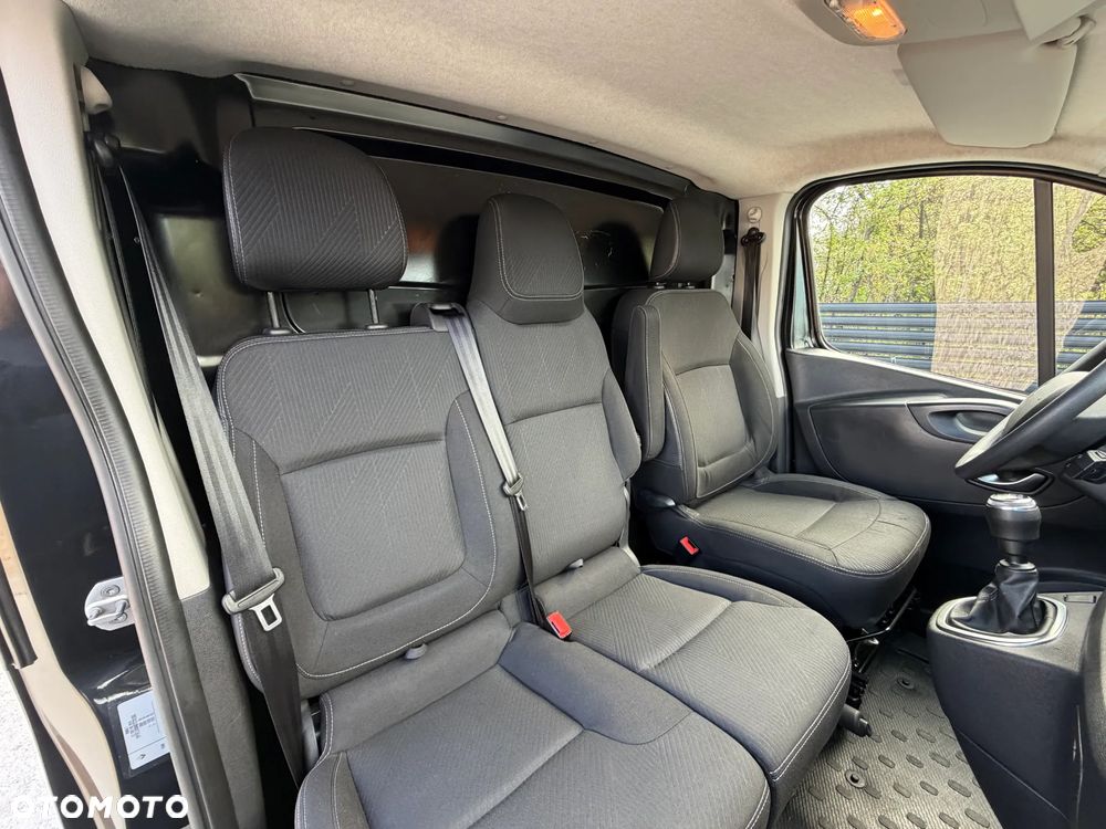 Renault Trafic - 19