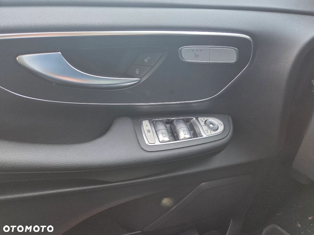 Mercedes-Benz Klasa V 250 (BlueTEC) d Avantgarde 7G-Tronic - 11