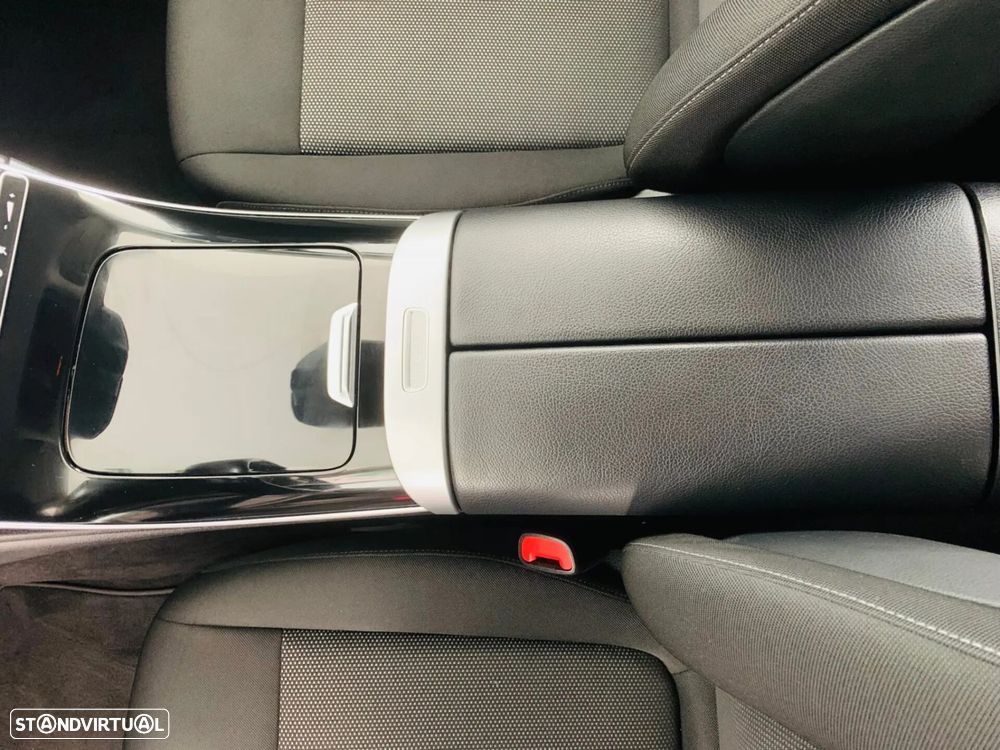 Mercedes-Benz C 200 - 32