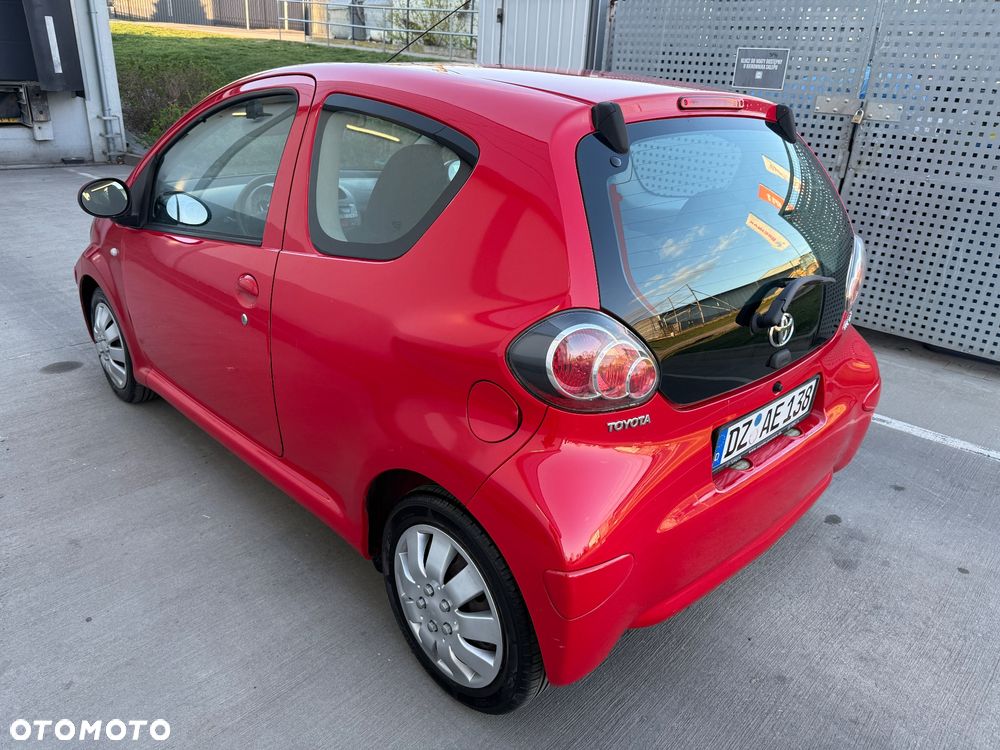 Toyota Aygo 1.0 VVT-i Luna EU5 - 4