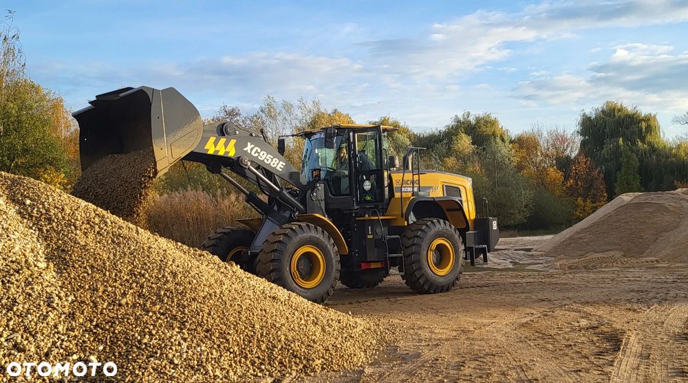 HSW Fadroma Ładowarka kołowa XCMG XC958E - 10