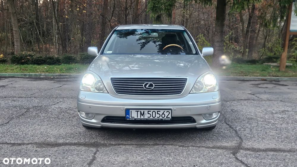 Lexus LS Standard - 4