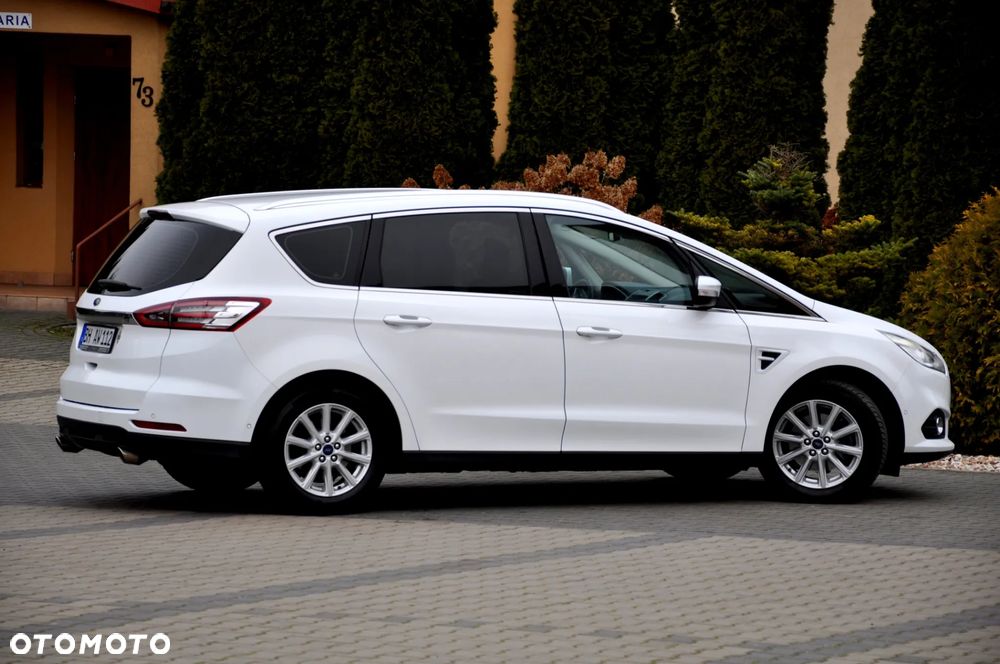 Ford S-Max 2.0 TDCi Titanium PowerShift - 16