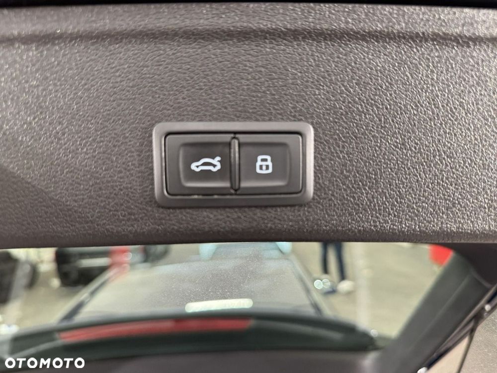 Audi A4 Avant - 16