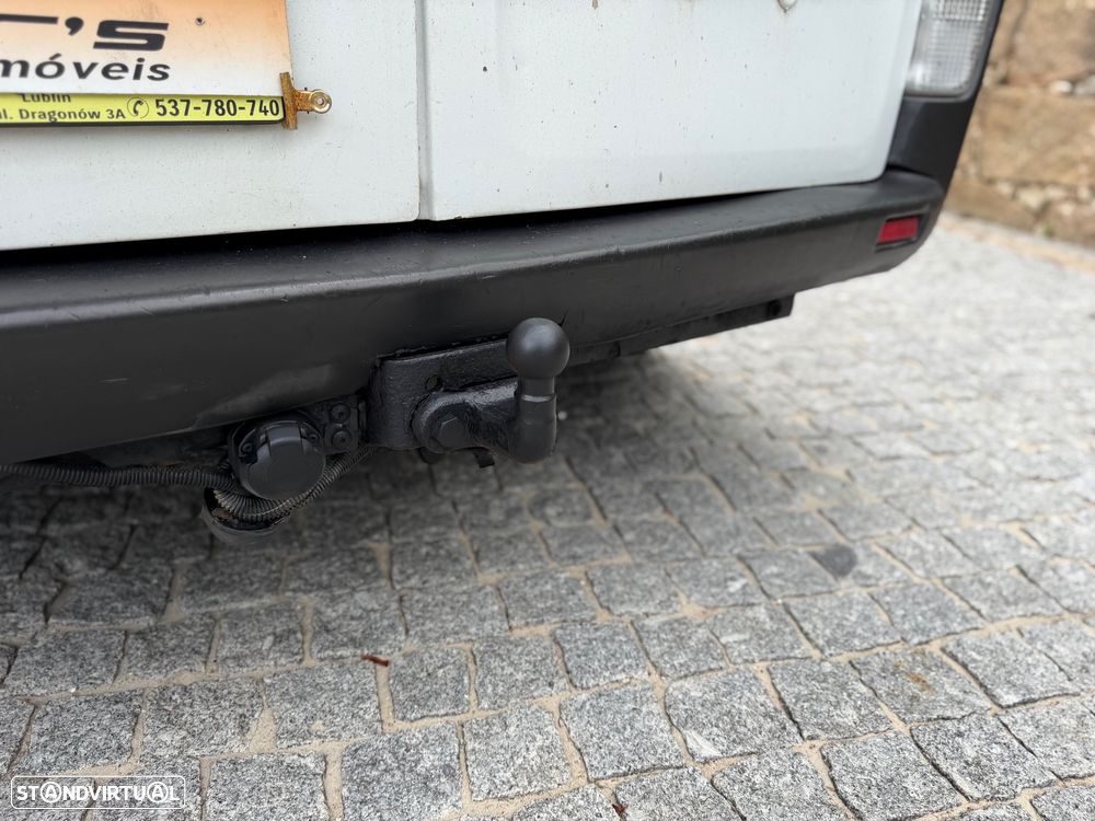 Opel Vivaro 1.9 DTi L2 H1 - 15