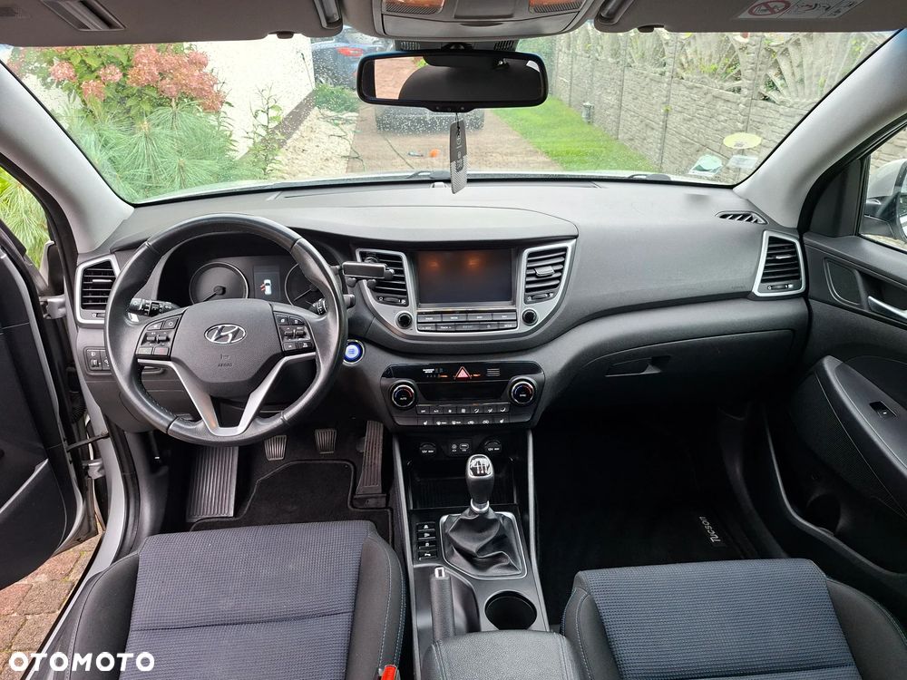 Hyundai Tucson 1.7 CRDI BlueDrive Comfort 2WD - 12