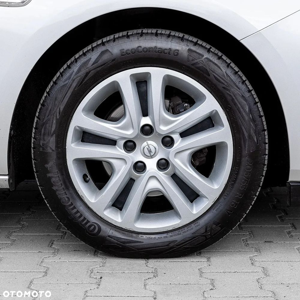 Opel Astra - 10