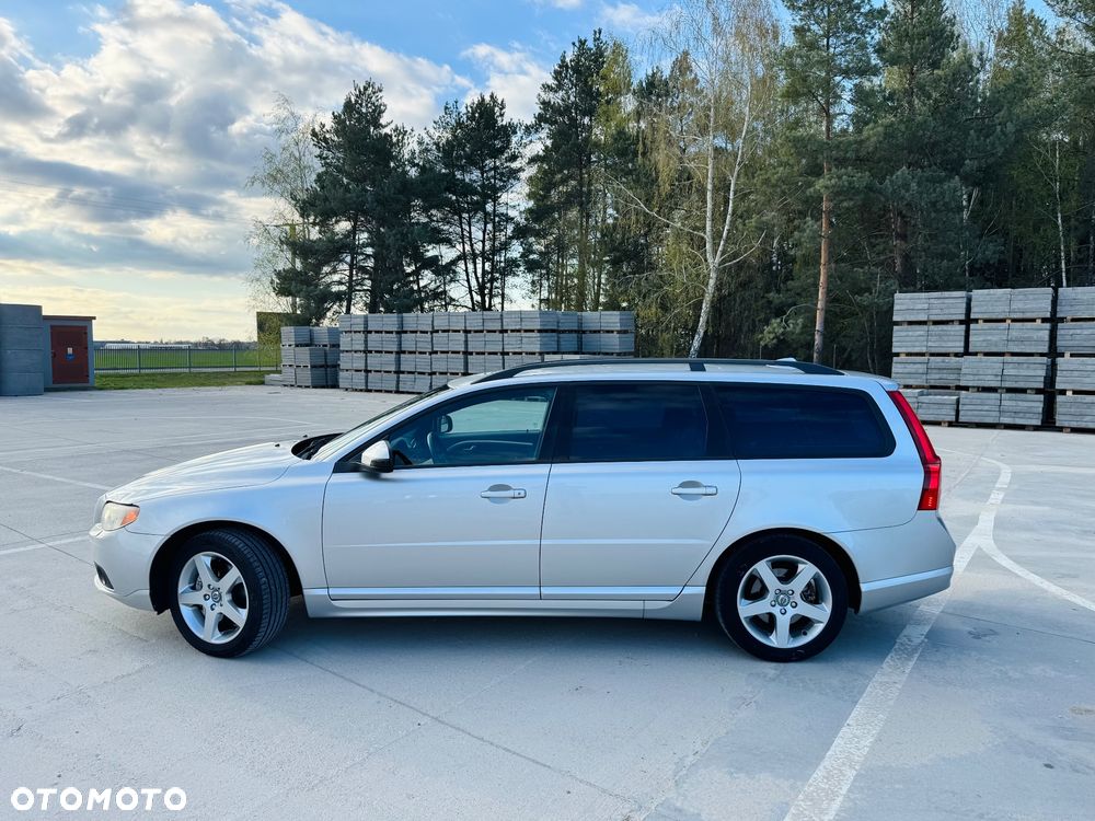 Volvo V70 2.5T Summum - 13