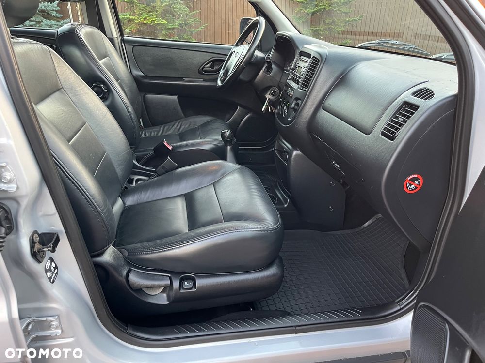Ford Maverick 2.0 - 8