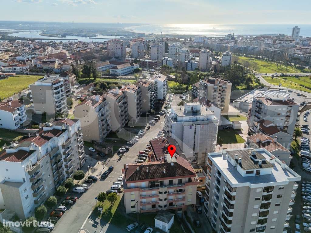 T3 + Sótão | Abadias | Terraço | Boas Áreas | Luminosidade - Grande imagem: 2/49