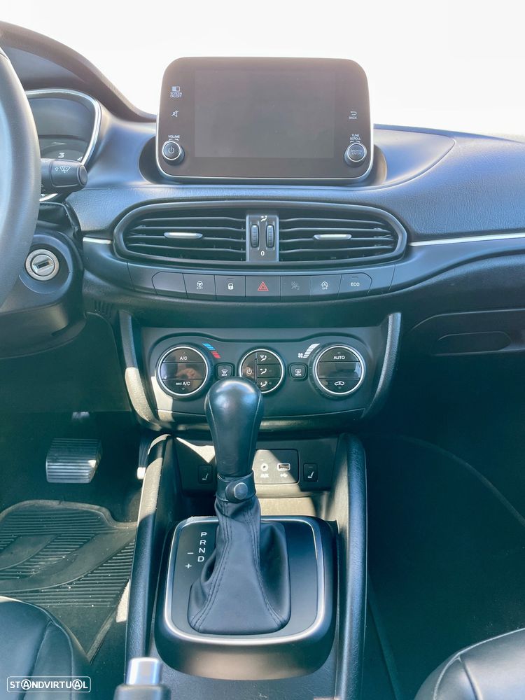 Fiat Tipo Station Wagon 1.6 MultiJet DCT Lounge - 18