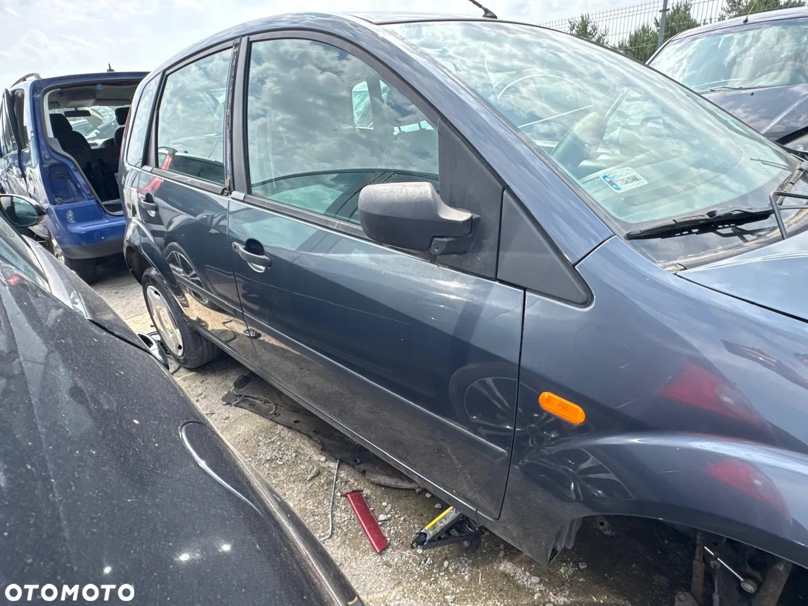 Ford Fiesta 2003 poj. 1.3 benzyna 70 KM - samochód na CZĘŚCI - 3