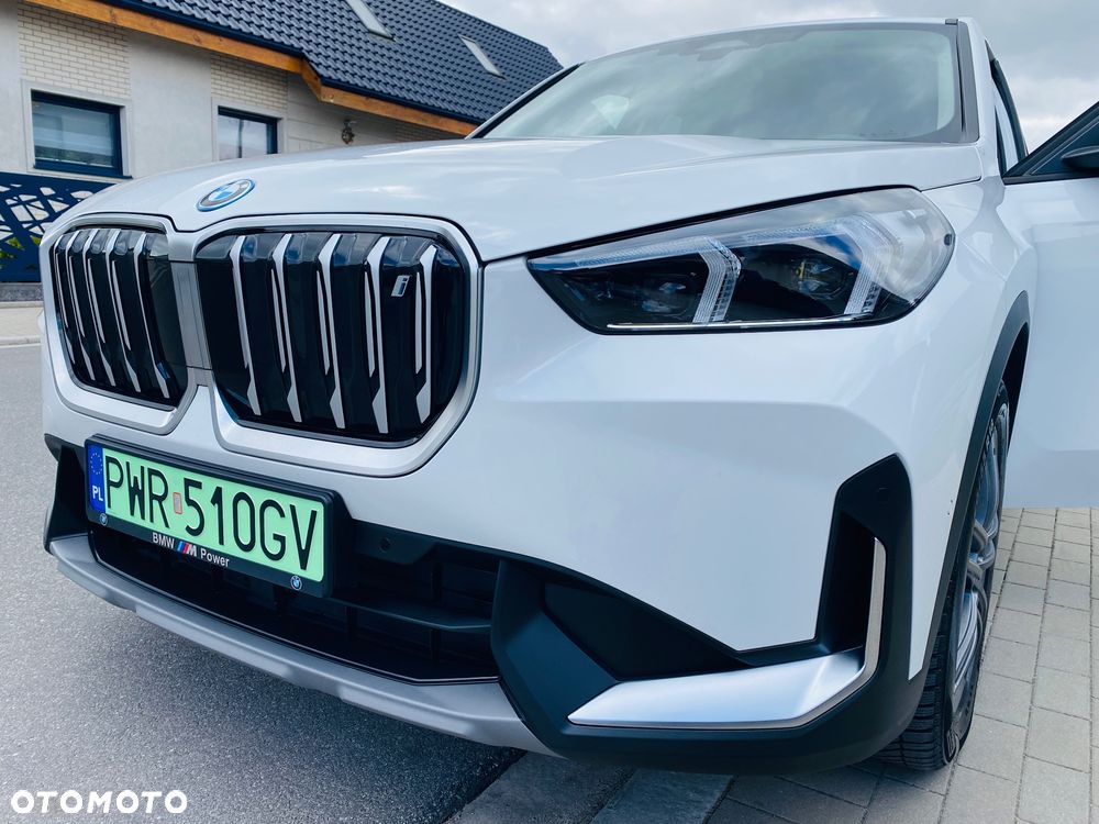BMW iX1 xDrive30 66.5kWh xLine - 19