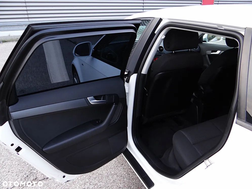 Audi A3 Sportback 1.6 Ambition - 36