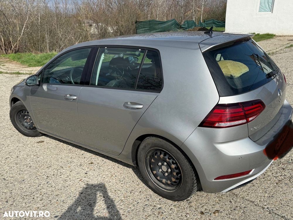 Volkswagen Golf 1.6 TDI Comfortline - 3