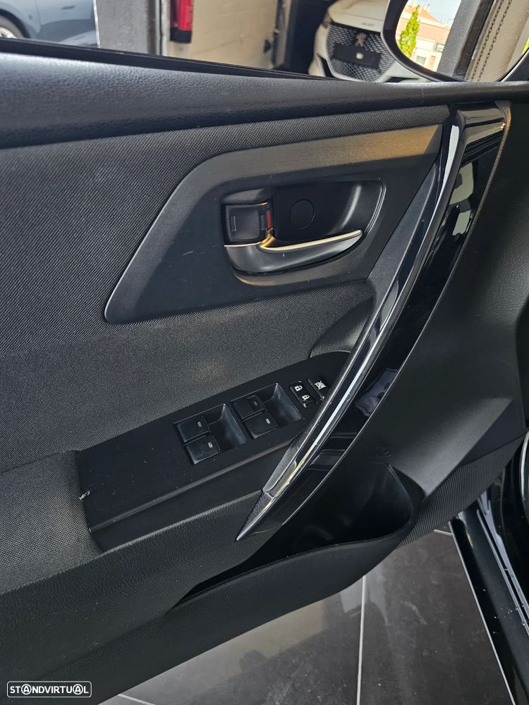 Toyota Auris 1.6 D-4D Comfort+Navi - 11