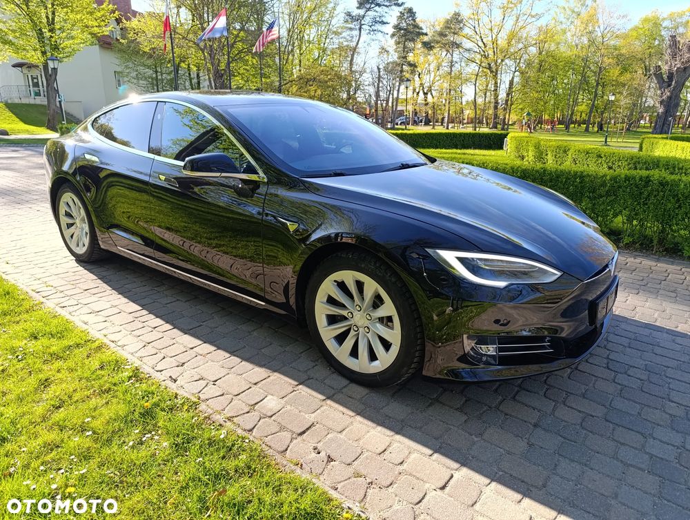 Tesla Model S Long Range Plus - 17