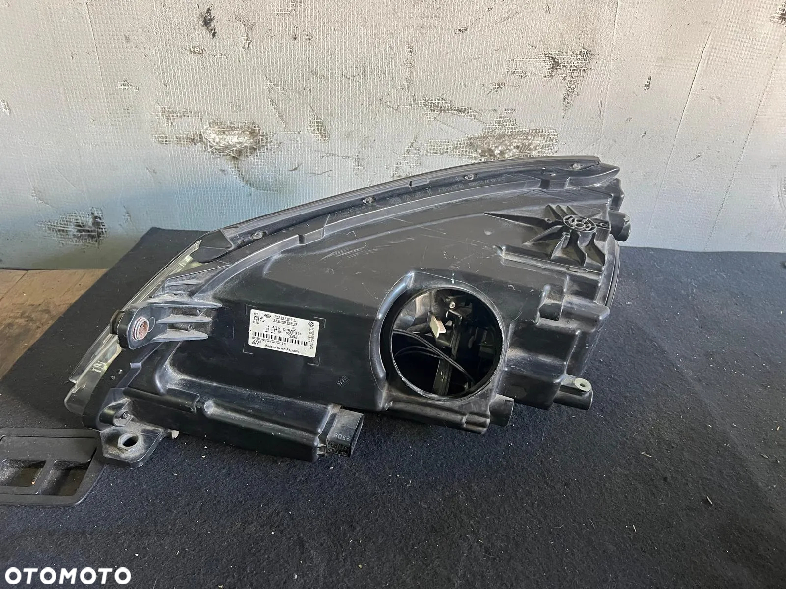 Lampa Prawa Przód VW Tiguan I Lift Bi-Xenon Skrętny 5N1941032T - 4