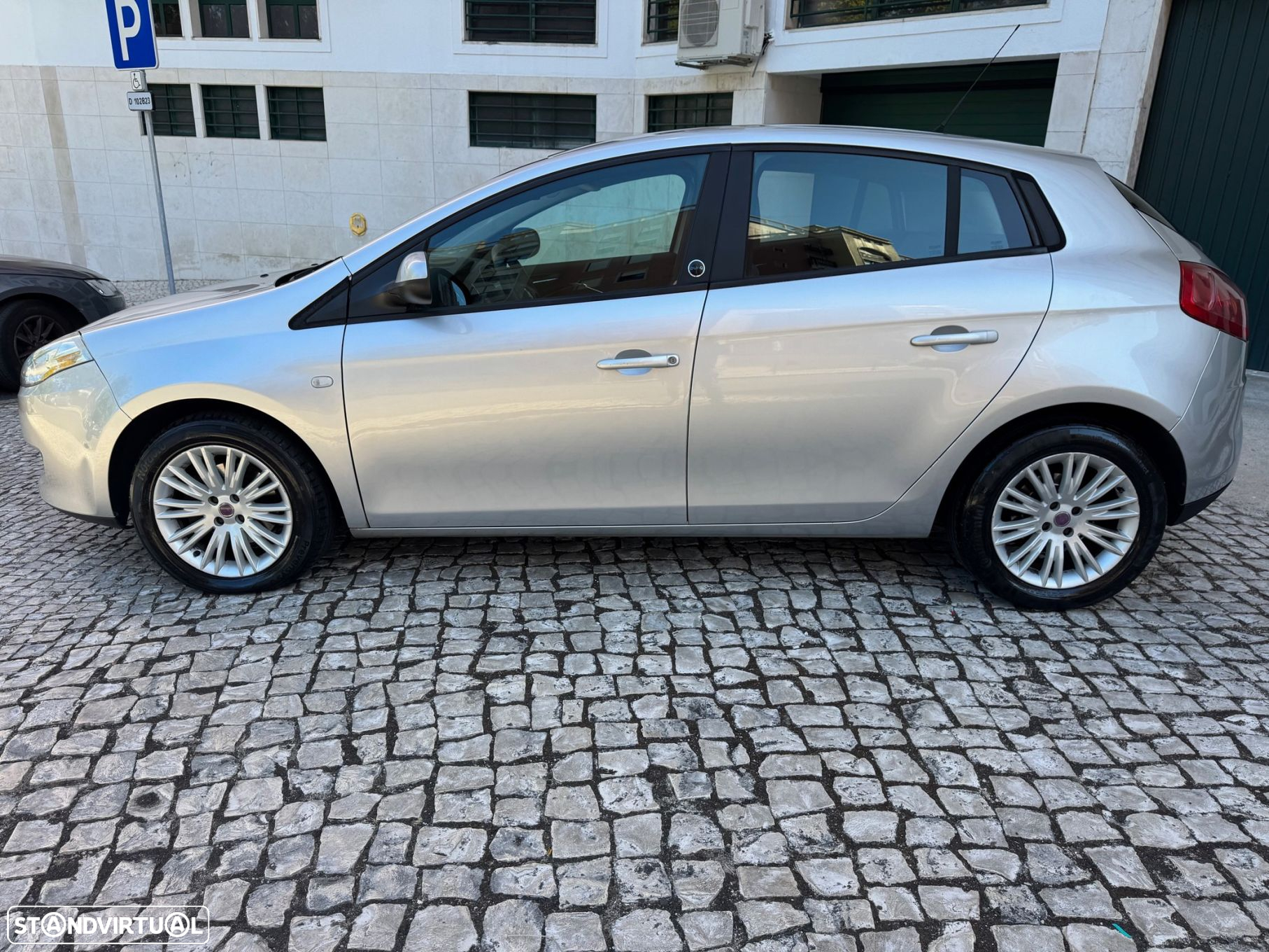 Fiat Bravo 1.6 M-Jet Active - 12