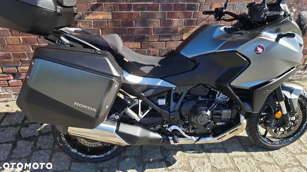 Honda NT - 26