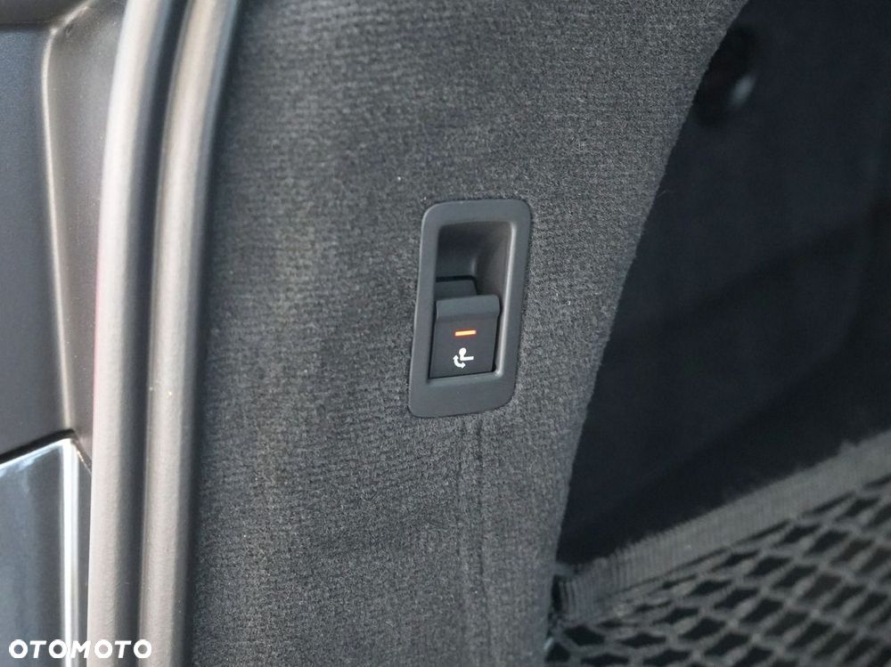 Audi A6 Avant - 11
