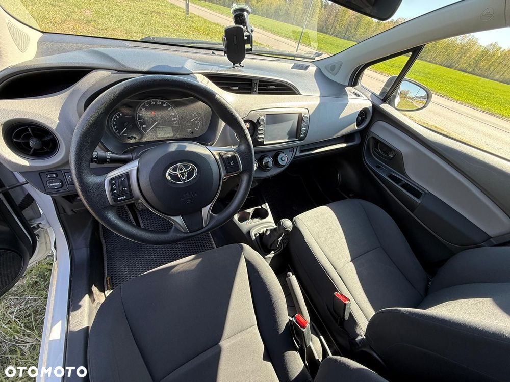 Toyota Yaris - 3