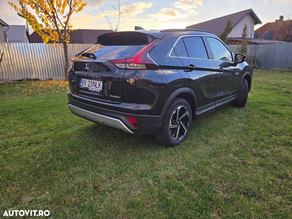 Mitsubishi Eclipse-Cross Plug-In Hybrid 4WD Select Black - 5