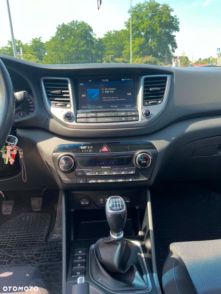 Hyundai Tucson 1.7 CRDI BlueDrive Classic 2WD - 16