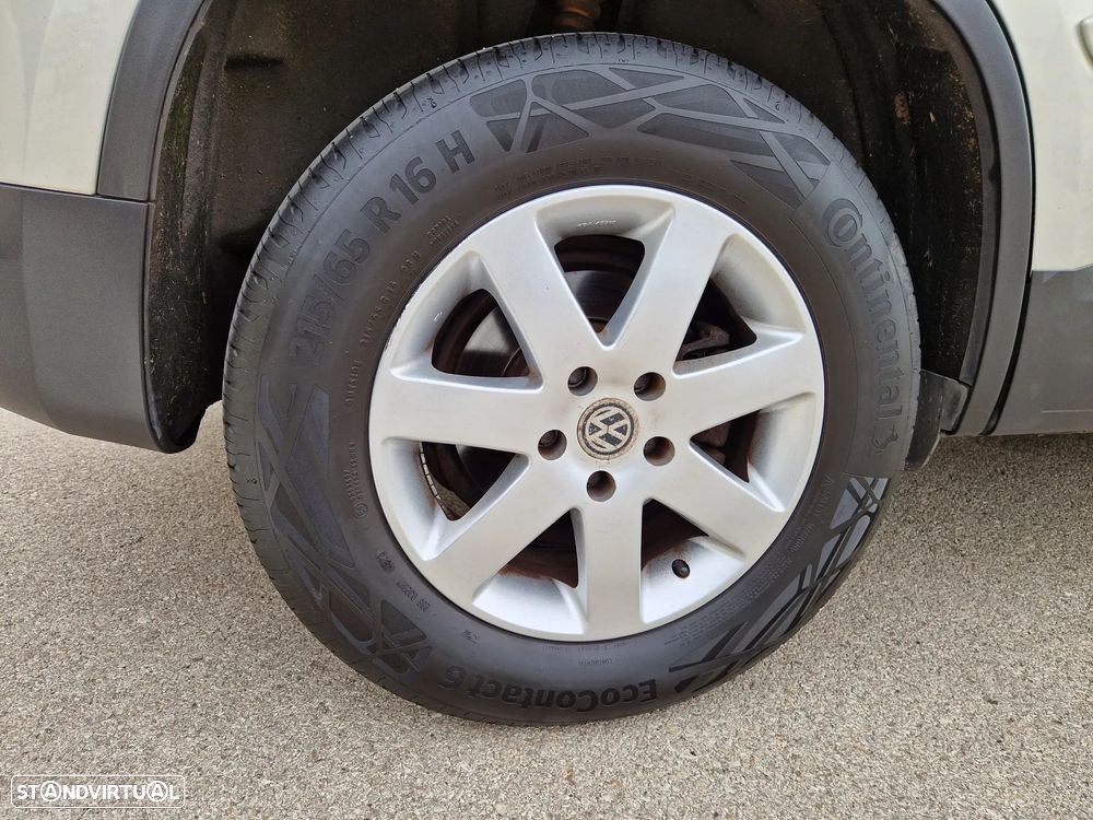 VW Tiguan 2.0 TDI DPF 4Motion Track & Field - 9