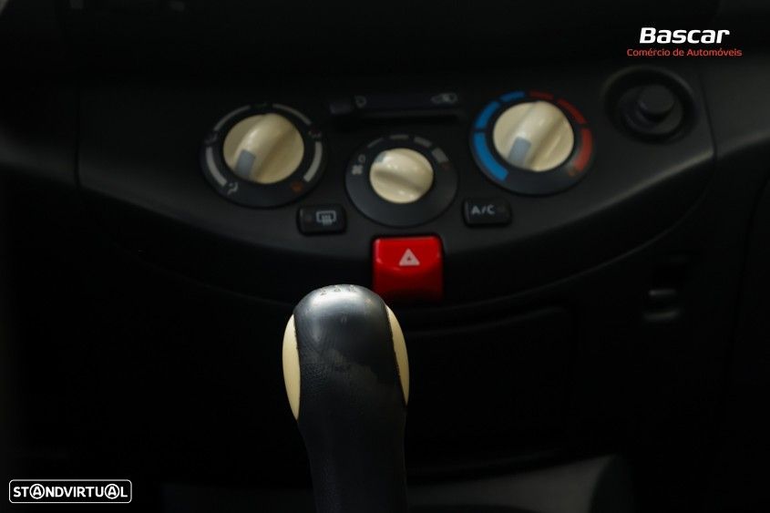 Nissan Micra 1.5 dCi Visia AC 82 - 45