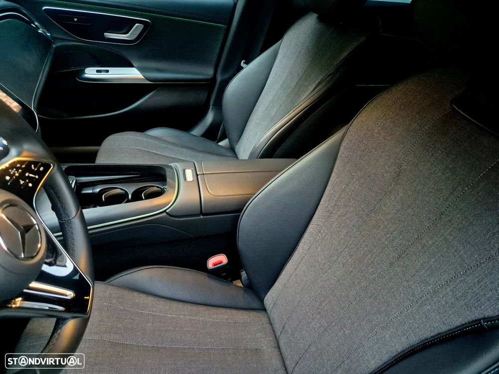 Mercedes-Benz E 300 de - 35