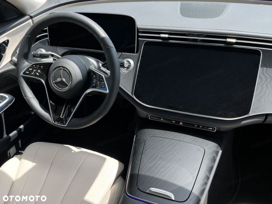 Mercedes-Benz Klasa E - 8