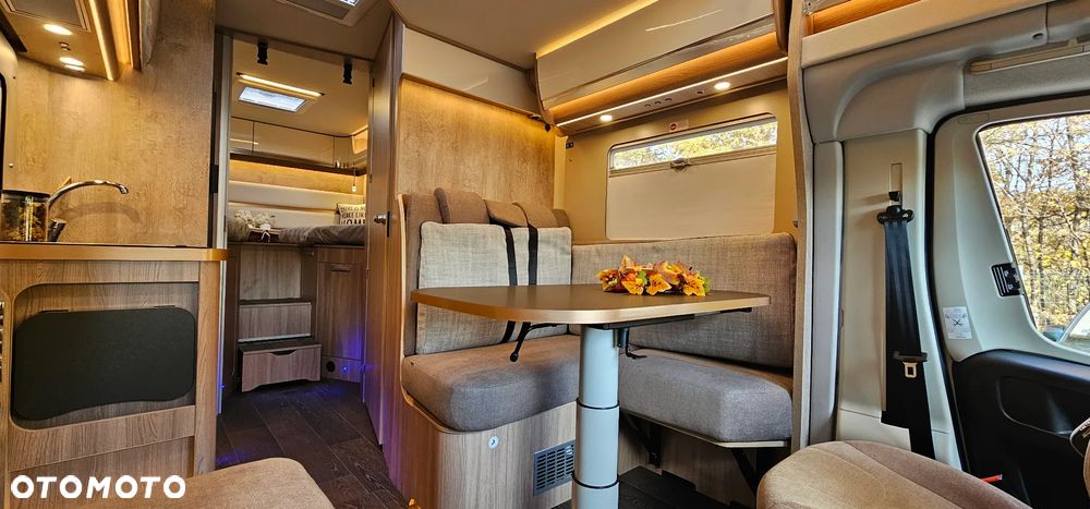 Laika ECOVIP L3009 PÓŁINTEGRA FULL LED HYMER GR. FIAT DUCATO OD RĘKI - 6