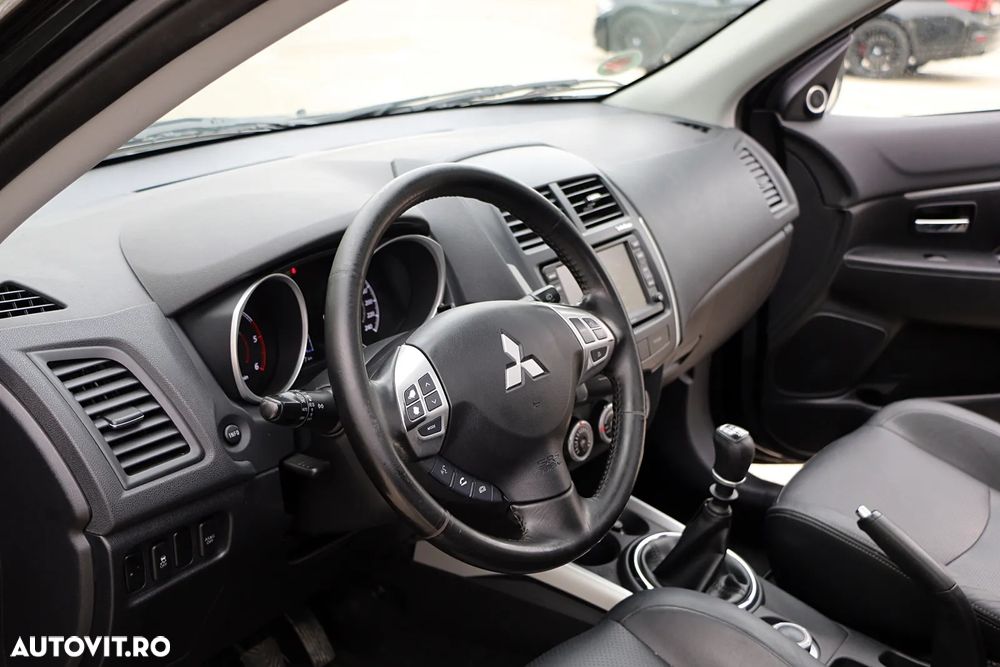 Mitsubishi ASX 1.8 DI-D 4WD Instyle - 18