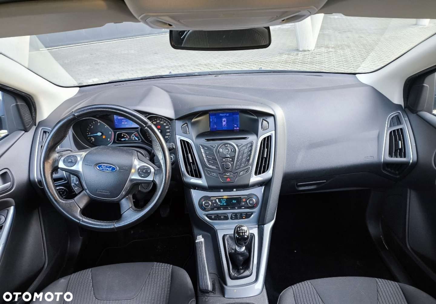 Ford Focus - 10