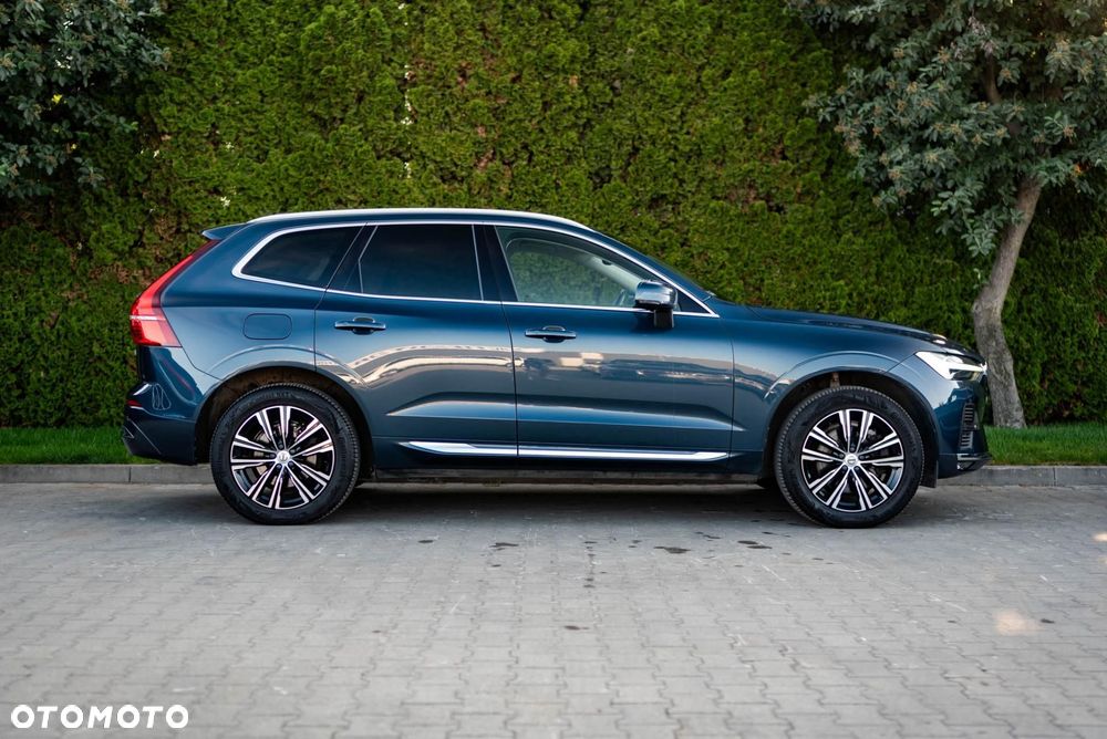 Volvo XC 60 B4 D AWD Inscription - 9