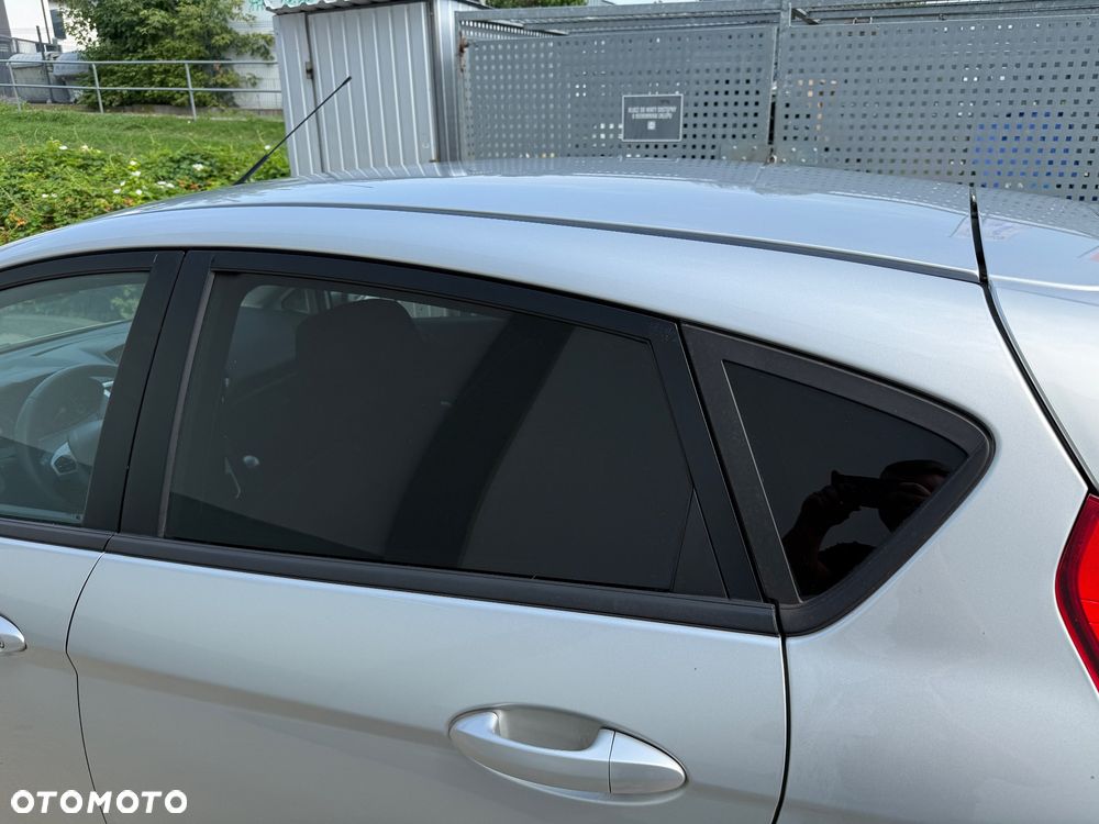 Ford Fiesta 1.25 Gold X EU5 - 26