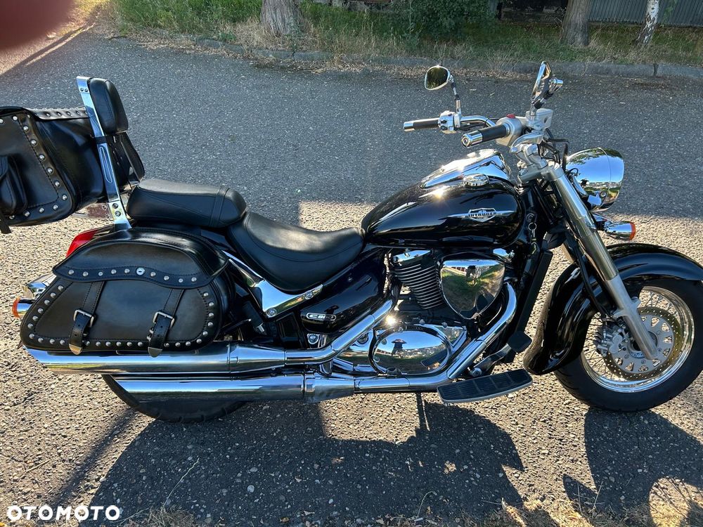 Suzuki Intruder - 4