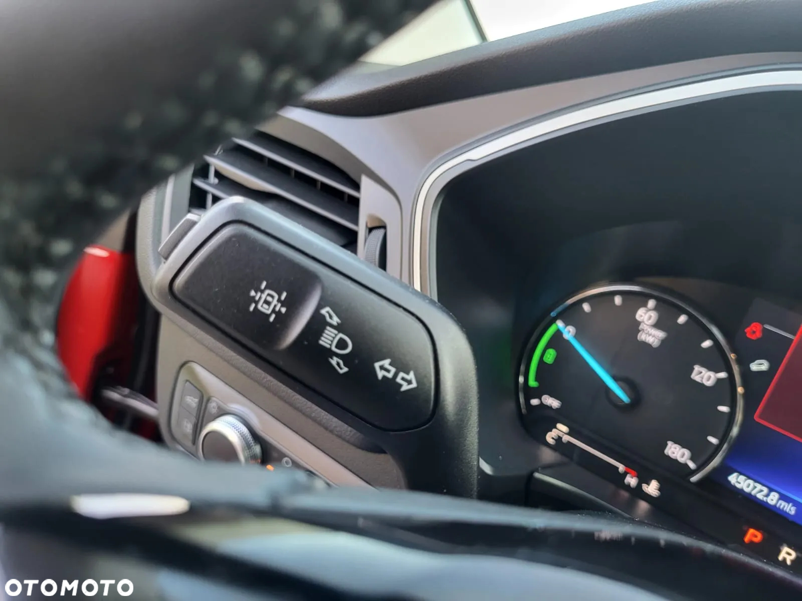 Ford Kuga - 18