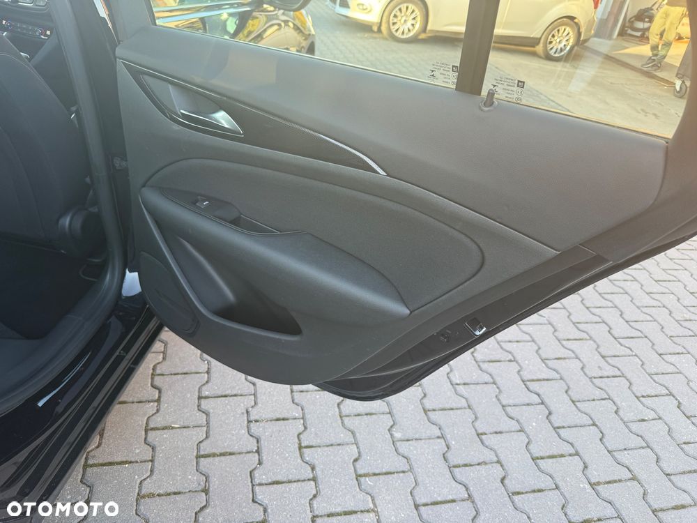 Opel Insignia 2.0 CDTI Business Elegance S&S - 17