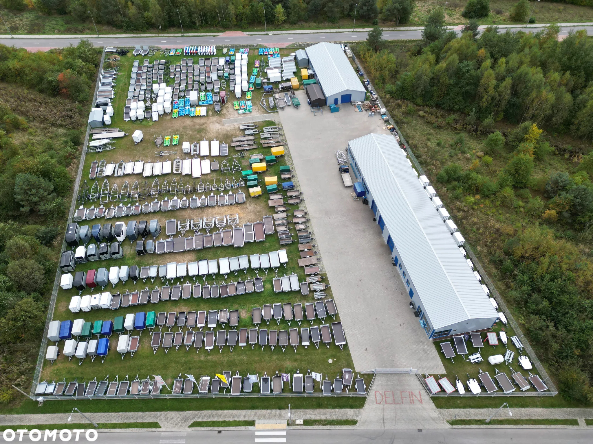 Lorries PLI35-6021 - laweta trzyosiowa uchylna lampy LED pompa hydrauliczna wypełnienie podłogi ALU - 5