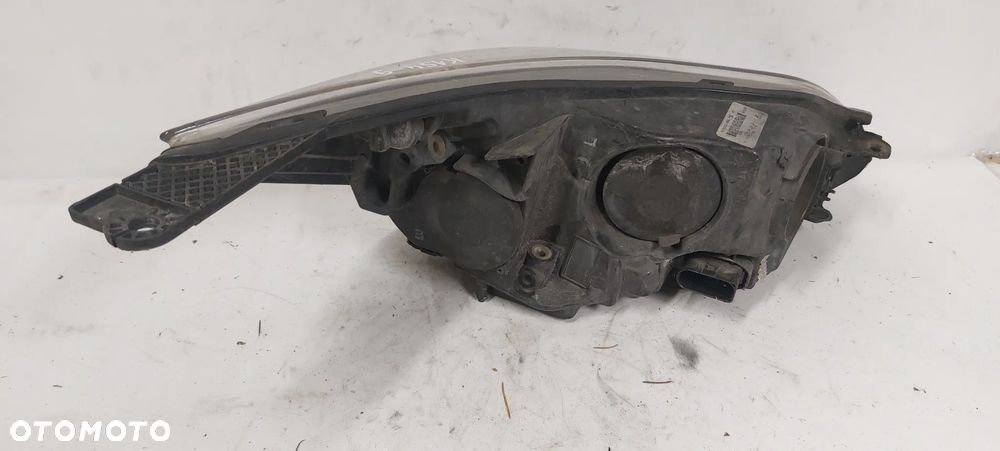 .  LAMPA PRZOD PRZEDNIA FORD FOCUS MK3 - 3