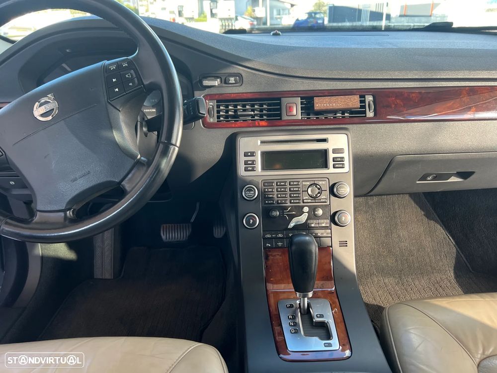 Volvo S80 2.4 D5 Executive - 8