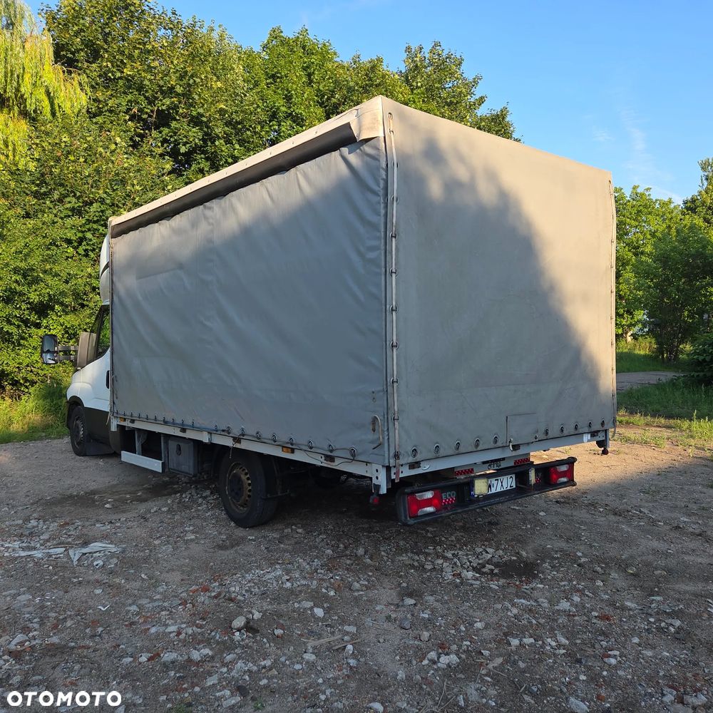Iveco DAILY - 7