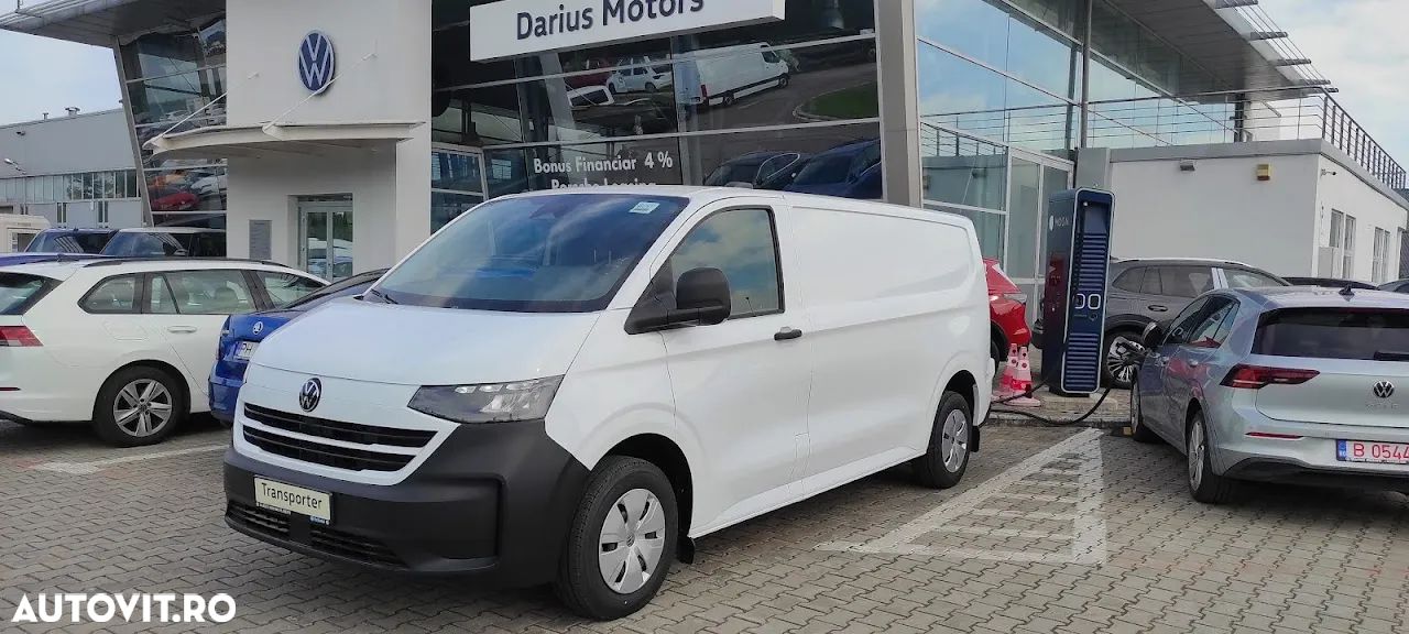 Volkswagen Transporter - 1