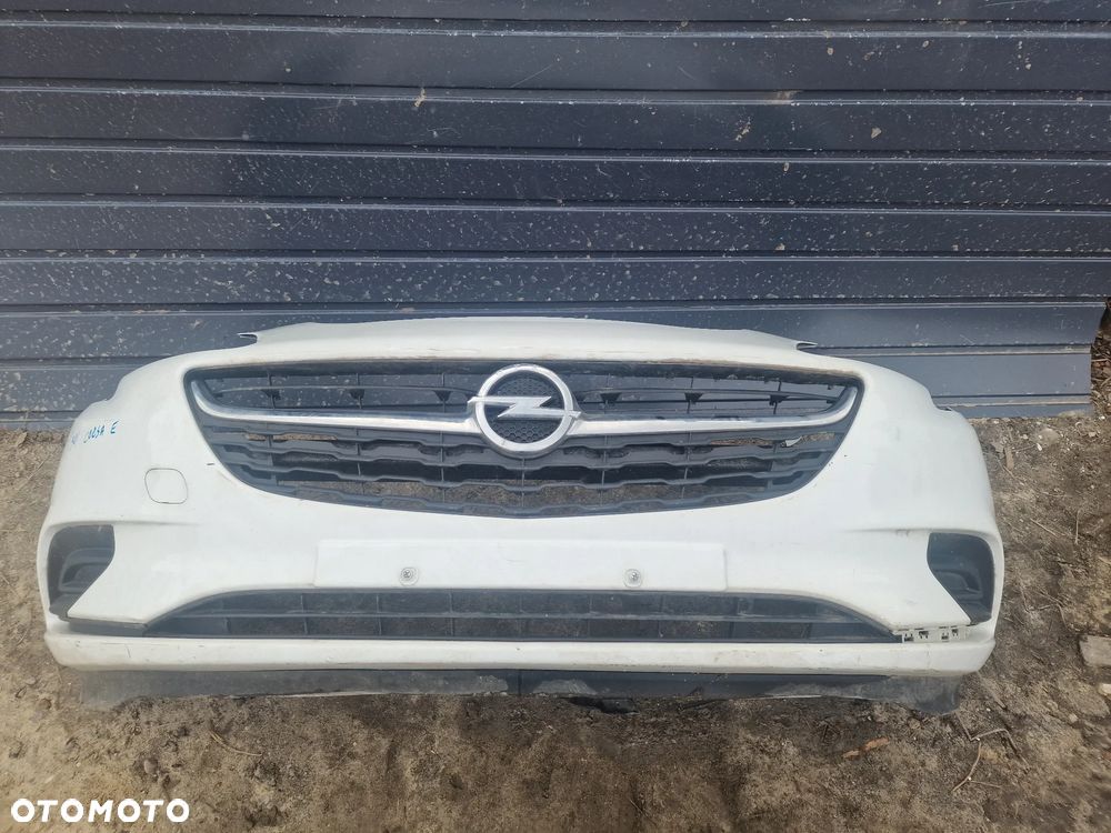 30/ zderzak przedni opel corsa e - 1
