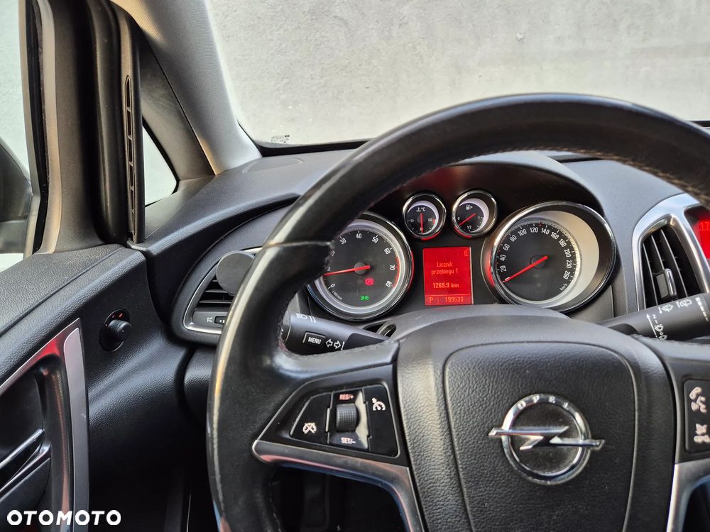 Opel Astra 1.6 Automatik Cosmo - 11