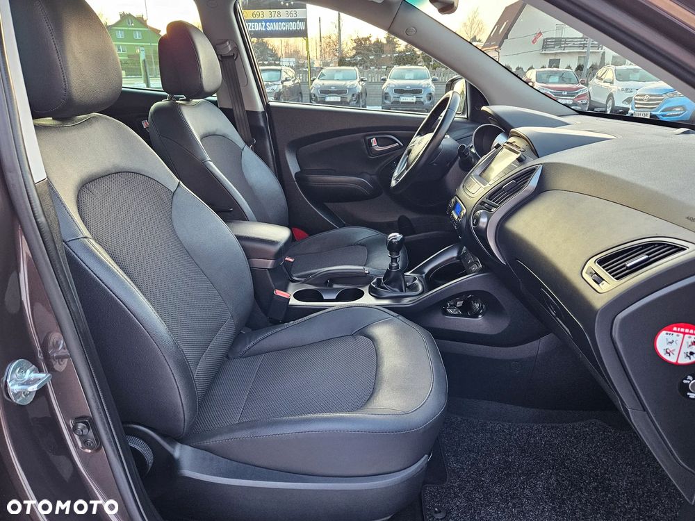 Hyundai ix35 1.6 GDI Premium 2WD - 21